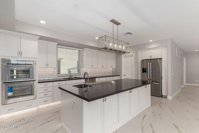 4525 N 40TH Street, Phoenix, AZ 85018