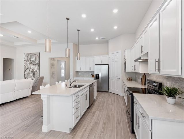 10824 Maitland WAY, Fort Myers, FL 33913