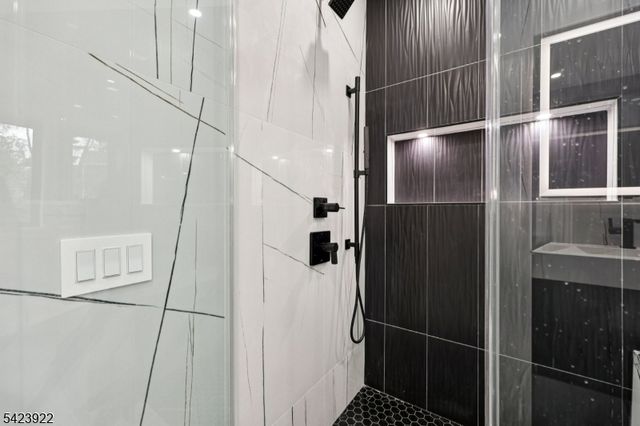 51 Albany Ave, Nutley Twp., NJ 07110