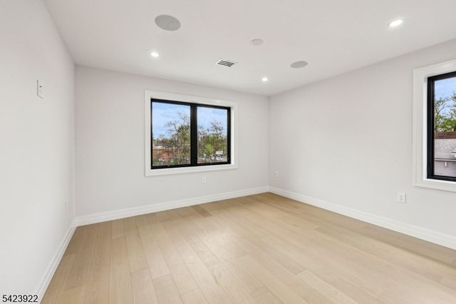 51 Albany Ave, Nutley Twp., NJ 07110