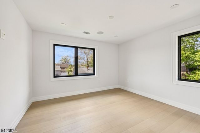 51 Albany Ave, Nutley Twp., NJ 07110