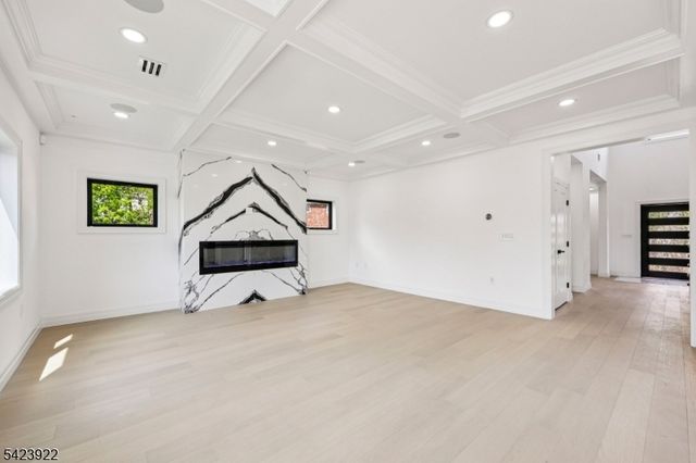 51 Albany Ave, Nutley Twp., NJ 07110