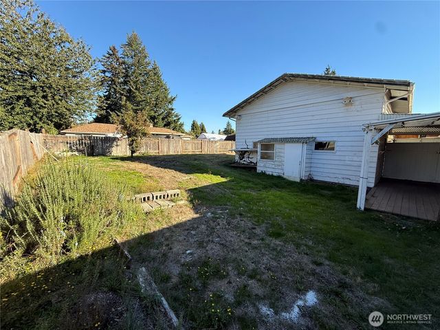 20436 13th Avenue S, Seatac, WA 98198