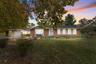 2 Azalea Court, Hillsdale, MI 49242