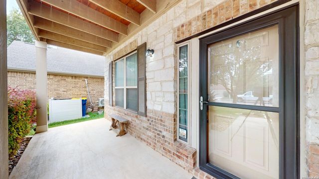 528 SADDLE BACK TRL, Cibolo, TX 78108