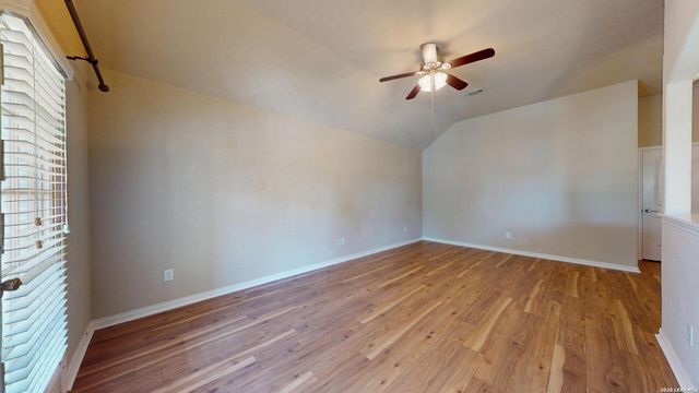 528 SADDLE BACK TRL, Cibolo, TX 78108