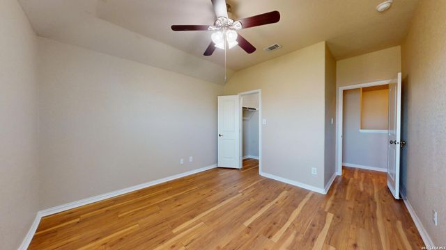 528 SADDLE BACK TRL, Cibolo, TX 78108