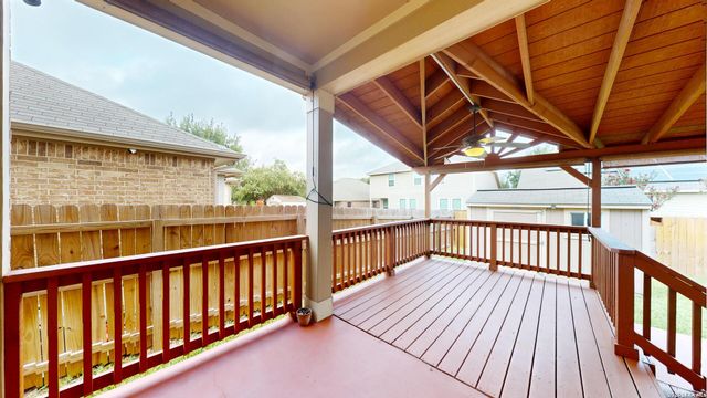 528 SADDLE BACK TRL, Cibolo, TX 78108