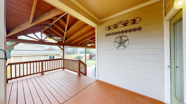 528 SADDLE BACK TRL, Cibolo, TX 78108