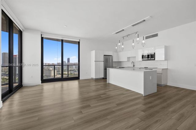 101 Diplomat Pkwy 2402, Hallandale Beach, FL 33009