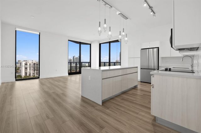 101 Diplomat Pkwy 2402, Hallandale Beach, FL 33009