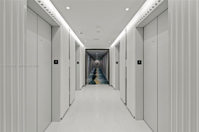 101 Diplomat Pkwy 2402, Hallandale Beach, FL 33009