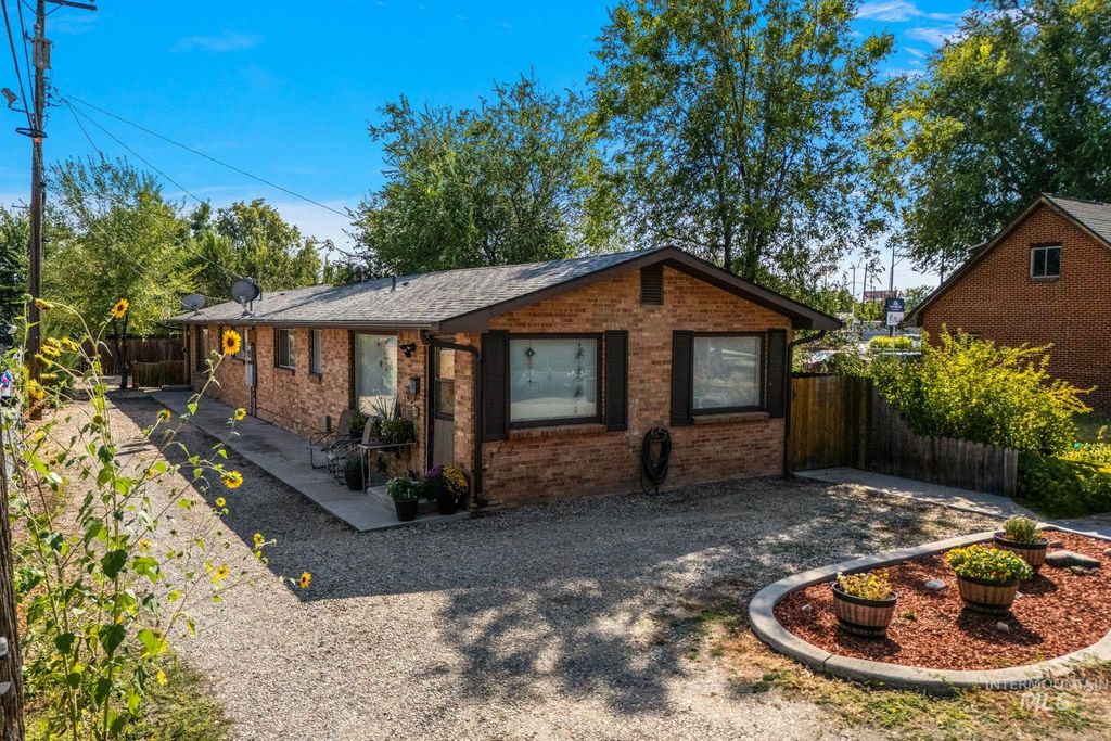 5613-5615 W Bond St, Boise, ID 83706