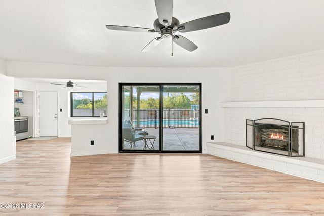 2401 N Avenida De La Lantana, Tucson, AZ 85749