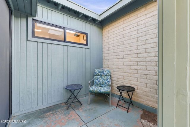 2401 N Avenida De La Lantana, Tucson, AZ 85749