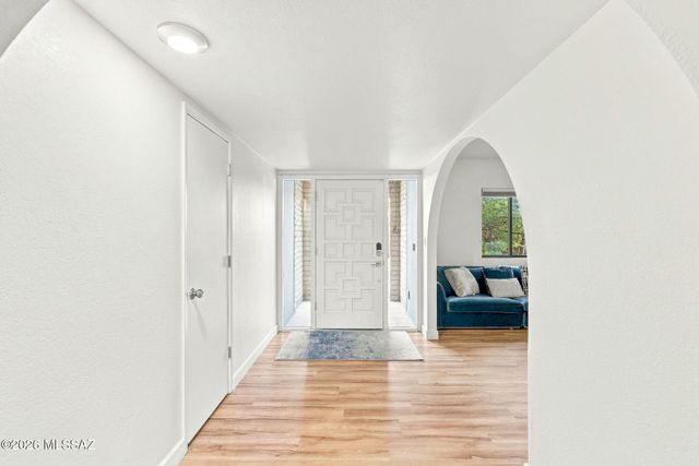 2401 N Avenida De La Lantana, Tucson, AZ 85749
