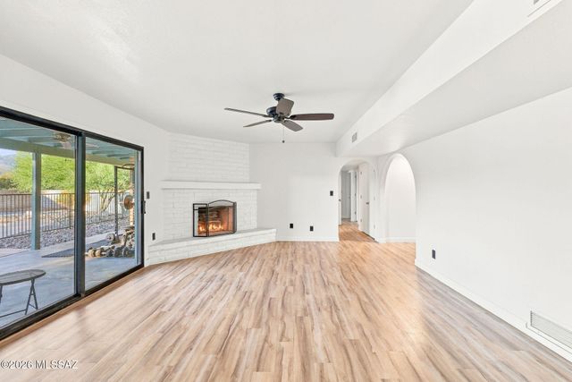 2401 N Avenida De La Lantana, Tucson, AZ 85749