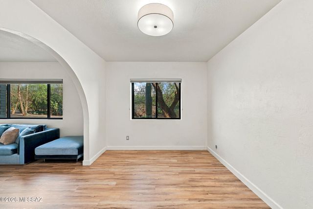 2401 N Avenida De La Lantana, Tucson, AZ 85749