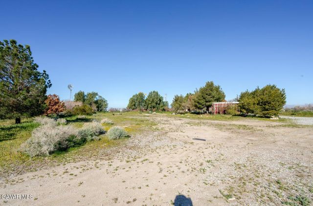 3353 W Avenue C, Lancaster, CA 93536