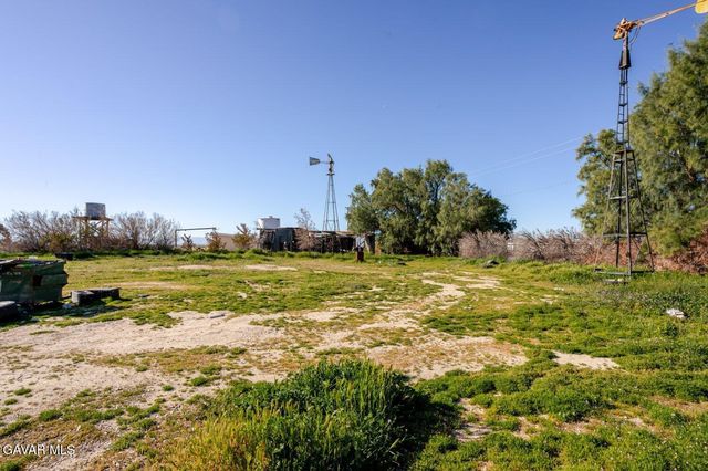 3353 W Avenue C, Lancaster, CA 93536