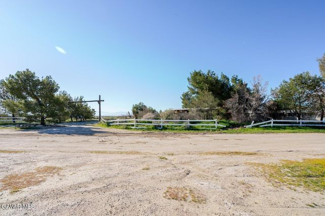 3353 W Avenue C, Lancaster, CA 93536