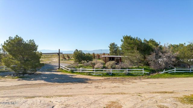 3353 W Avenue C, Lancaster, CA 93536