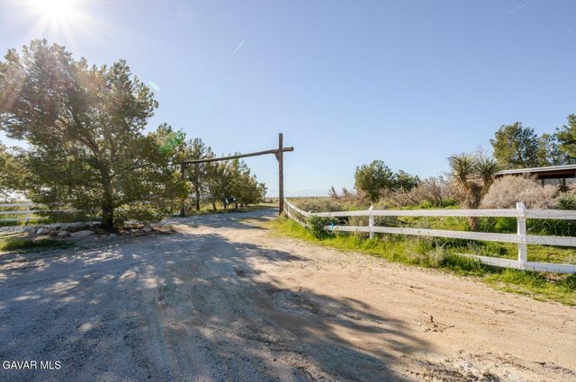 3353 W Avenue C, Lancaster, CA 93536