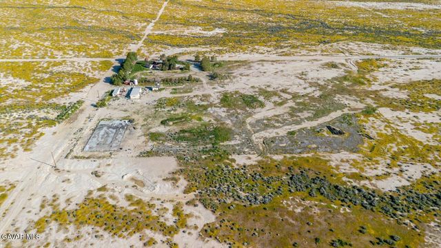 3353 W Avenue C, Lancaster, CA 93536