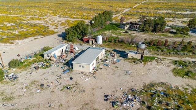 3353 W Avenue C, Lancaster, CA 93536