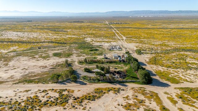 3353 W Avenue C, Lancaster, CA 93536