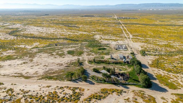 3353 W Avenue C, Lancaster, CA 93536