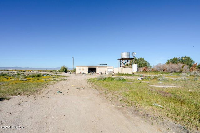 3353 W Avenue C, Lancaster, CA 93536