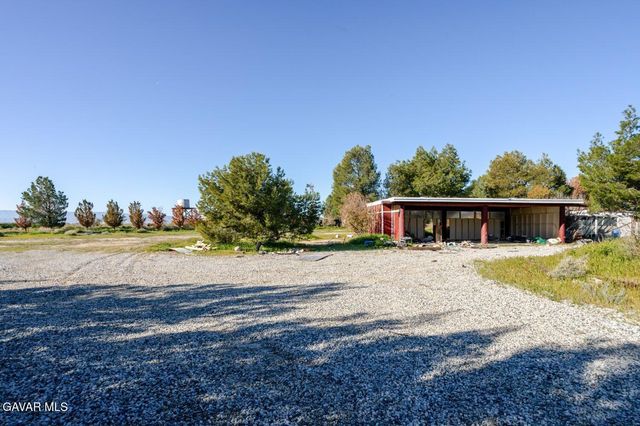 3353 W Avenue C, Lancaster, CA 93536