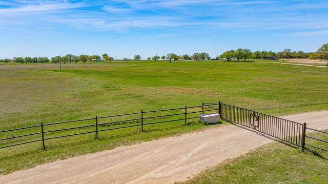 802 Private Road 1675, Stephenville, TX 76401