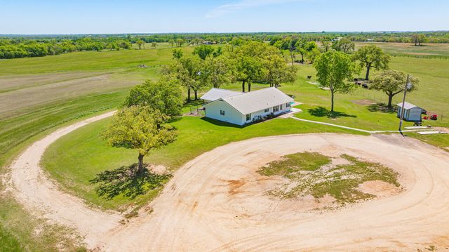 802 Private Road 1675, Stephenville, TX 76401