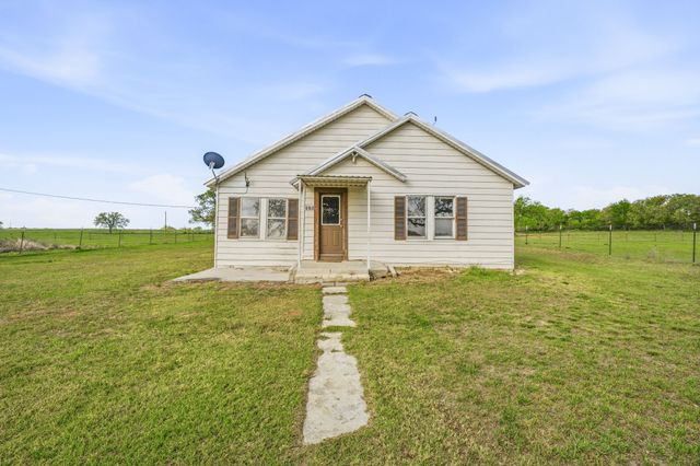 802 Private Road 1675, Stephenville, TX 76401