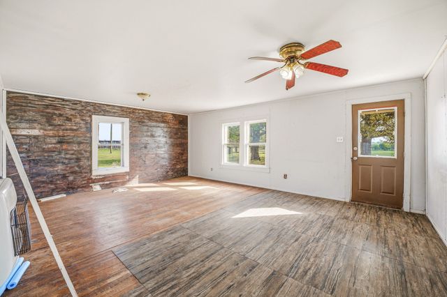 802 Private Road 1675, Stephenville, TX 76401