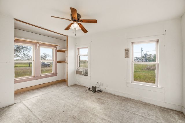 802 Private Road 1675, Stephenville, TX 76401