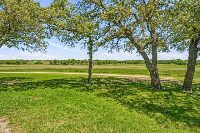 802 Private Road 1675, Stephenville, TX 76401