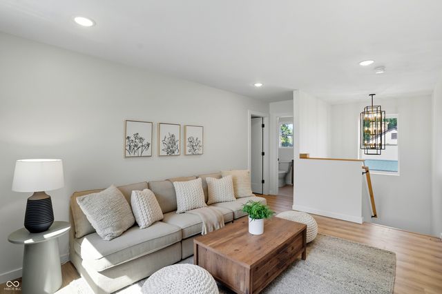 67 S Tresslar Avenue, Bargersville, IN 46106