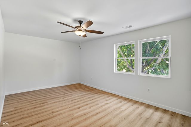 67 S Tresslar Avenue, Bargersville, IN 46106