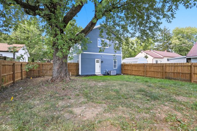 67 S Tresslar Avenue, Bargersville, IN 46106