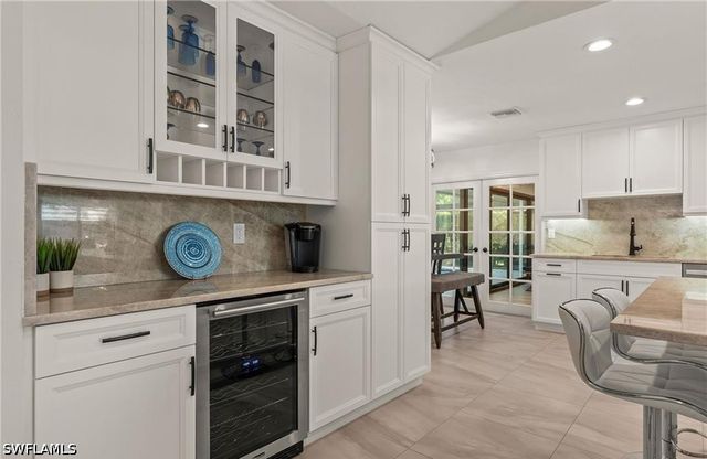 2307 Queens WAY, Naples, FL 34112