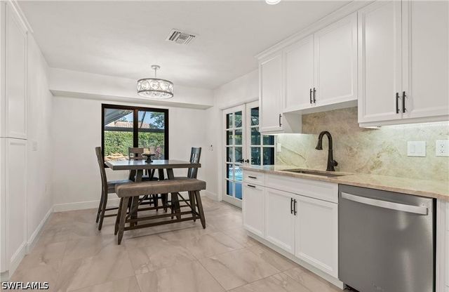 2307 Queens WAY, Naples, FL 34112