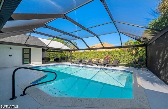 2307 Queens WAY, Naples, FL 34112