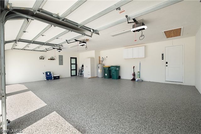 2307 Queens WAY, Naples, FL 34112