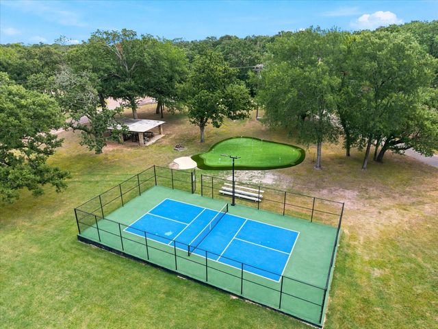 417 Shady Trail, Tool, TX 75143