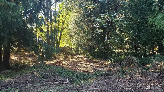 132 XX SE 231st Street, Kent, WA 98042
