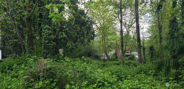 132 XX SE 231st Street, Kent, WA 98042