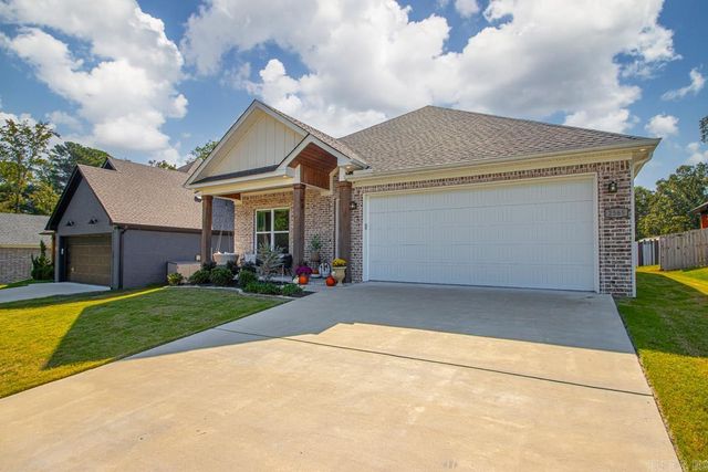 2565 Kara Lane, Bryant, AR 72019